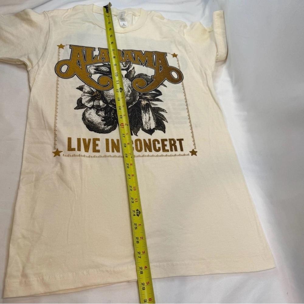 Alabama Live In Concert Tour Graphic T-Shirt Cream Size Small - Picture 5 of 6